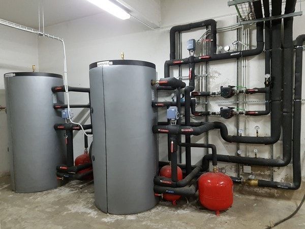 Sala máquinas calefacción fábrica SI Cornellá - imagen 2